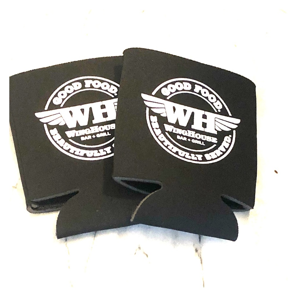 Winghouse can koozie set